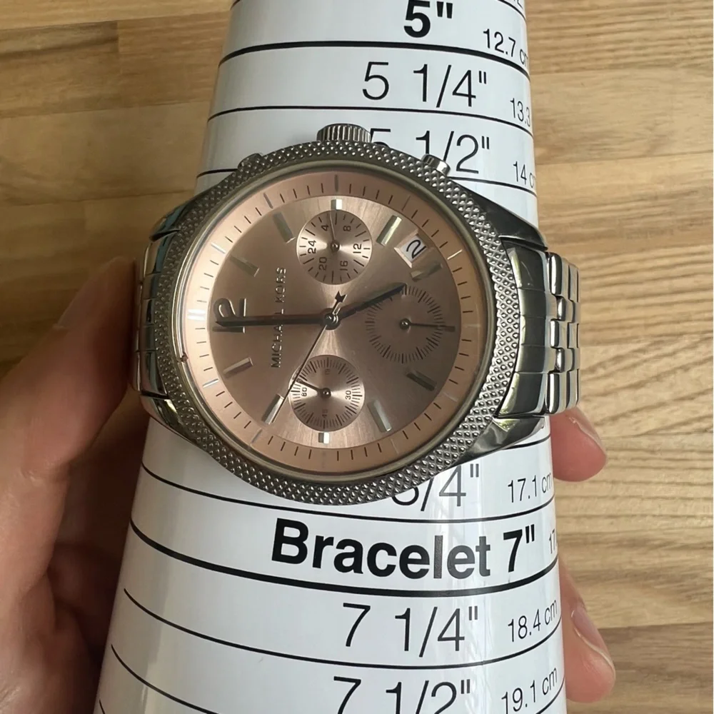 Michael kors ladies stainless steel dress watch NEW BATTERY